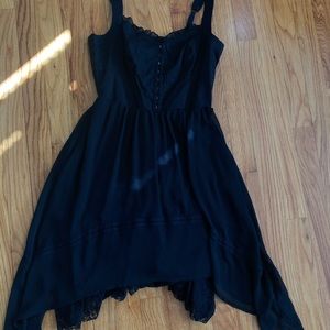 HOT TOPIC GOTHIC SUMMER DRESS BLACK